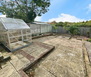 2 bedroom semi-detached house to rent - Photo 5