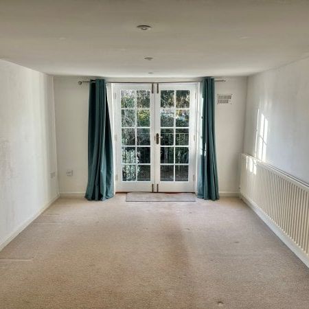 The Hundred, Romsey - Photo 1