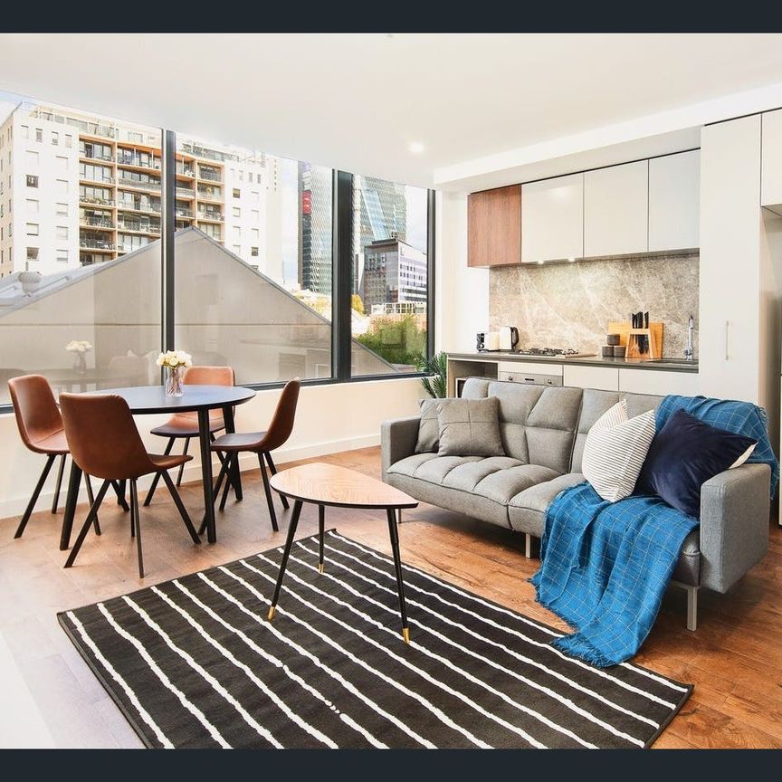 Fully Furnished 1 Bedroom with 1 Bedroom Apartment for lease @West Melbourne - Photo 1