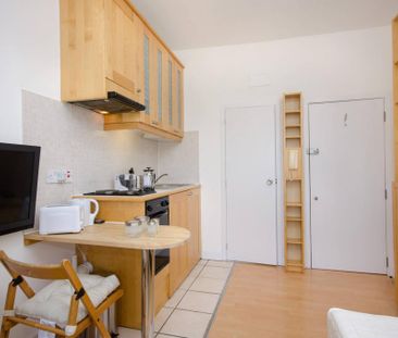 Flat 10 Belgrave Road, Pimlico SW1V 2BL - Photo 3