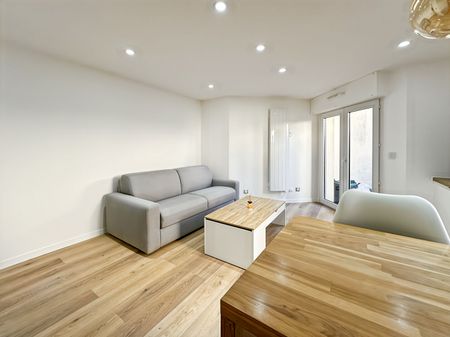 Appartement T1 près de VERT LE GRAND à louer - Photo 3