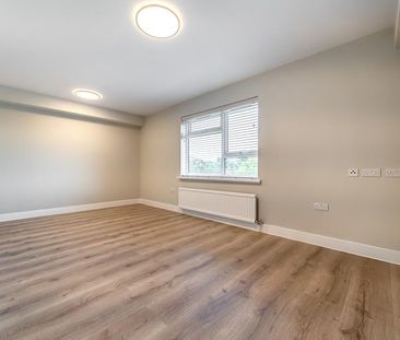 Racks Court , Guildford, GU1 - Photo 5