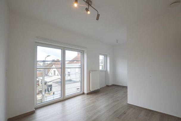 Appartement te huur - Photo 1