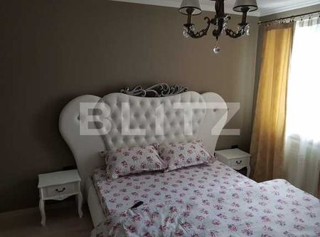 Apartament de lux cu 3 camere, 80 mp, A.C, zona Strazii Parang - Photo 2