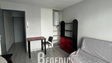 Studio aménagé NANCY - secteur faculté de droit / lettres - Photo 2