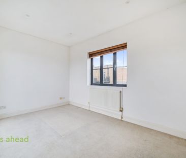 Paddock Gardens, London, SE19 - Photo 2