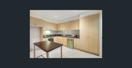 STUNNING LOCATION - Photo 4