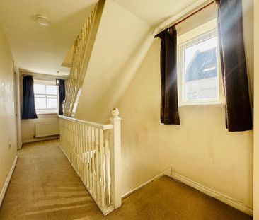 3 bedroom end of terrace house to rent - Photo 5
