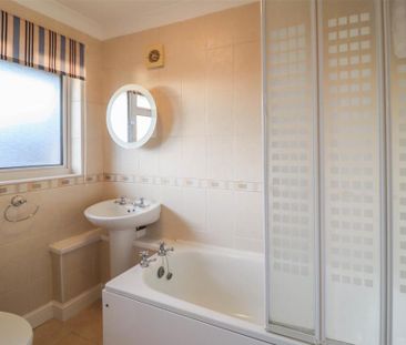 1 bedroom semi-detached bungalow to rent - Photo 6