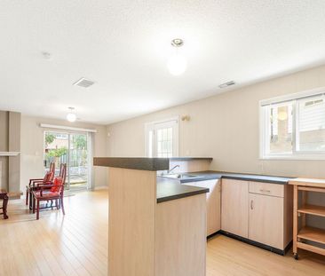 For Lease - 25 Silas Hill Drive Unit# Main Floor Garden Level, Toro... - Photo 2