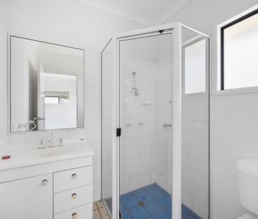 28 Rio Vista Way, Kirwan QLD 4817 - House For Rent | Domain - Photo 5