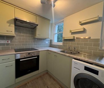 1 bedroom flat to rent - Photo 6