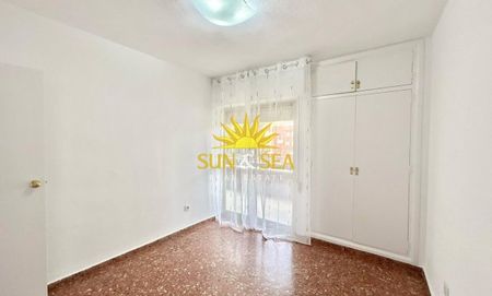 4 BEDROOM APARTMENT - CARTAGENA - Photo 2