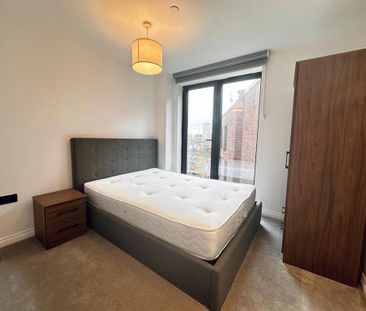 3 bedroom apartment to rent - Photo 5