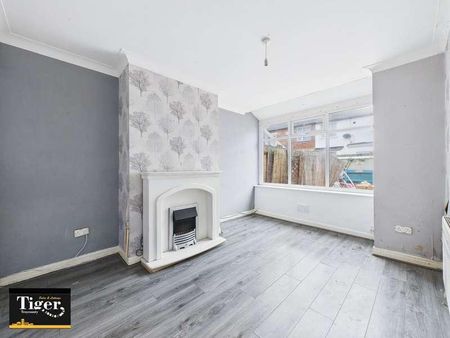 Bedford Road, Blackpool, FY1 - Photo 2