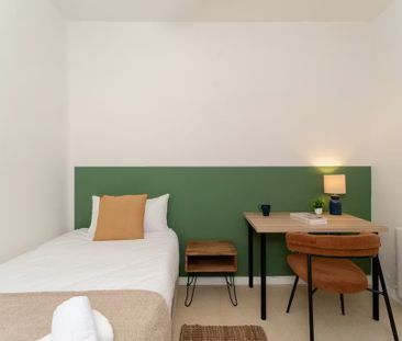 Calle de Fuencarral, Madrid, Community of Madrid 28010 - Photo 1