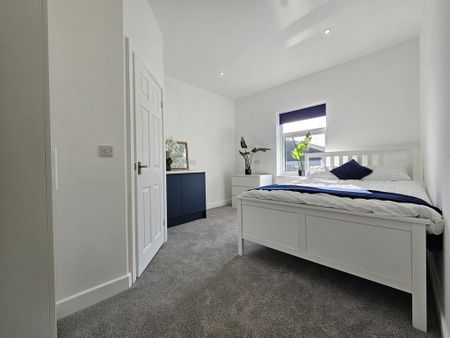 1 bedroom in a house share to rent - Photo 3