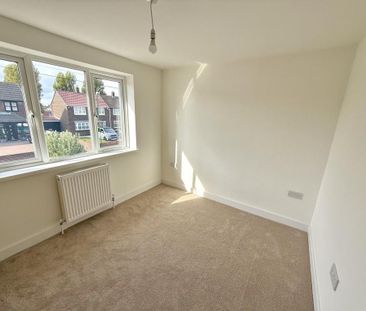 3 bedroom terraced house to rent - Photo 6