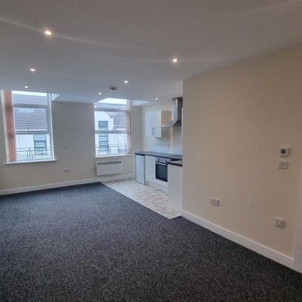 Holmsdale Road, Coventry, CV6 5JP - Photo 1