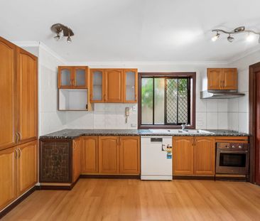 Ground Floor 3-Bedroom Unit - 200m to the Broadwater! - Photo 5