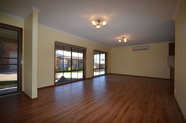 2/102-104 St Aidans Road, 3550, Kennington Vic - Photo 1