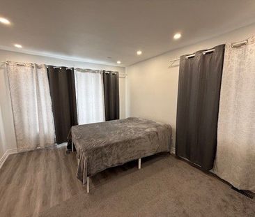 For Lease - 74 Westwood Lane, Richmond Hill, Ontario - Photo 6