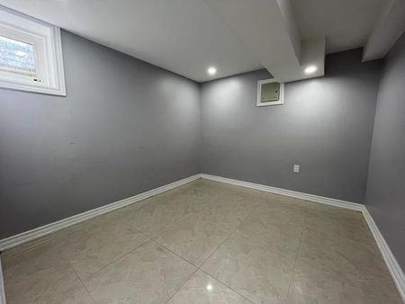 For Lease - 617 West 5th Street, Hamilton, Ontario - Photo 5