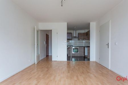 Location Appartement 2 pièces 45m² ST MICHEL SUR ORGE 91240 - Photo 2