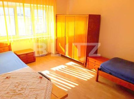 Apartament 3 camere, 64 mp, zona strazii Bucuresti - Fotografie 5