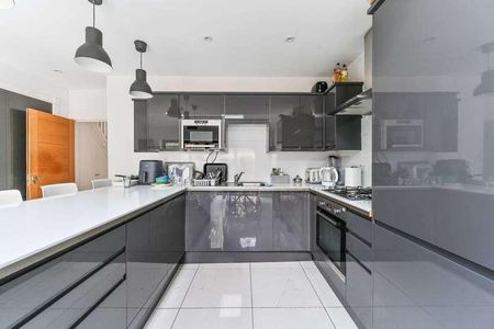 Glenister Park Road, Streatham Vale, SW16 - Photo 5