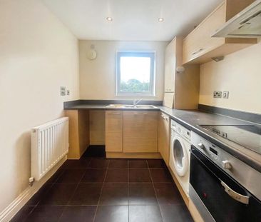 Draper Close, West Thurrock, RM20 - Photo 4