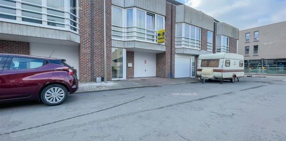 Te huur gunstig gelegen bel-étage woning te Zingem/Kruisem - Photo 2