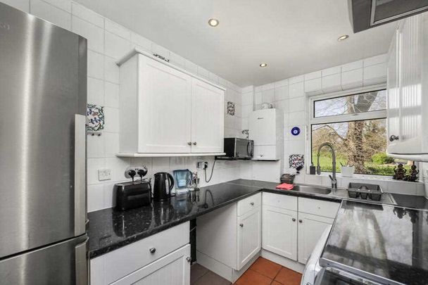 Winston Court, Harrow - Photo 1