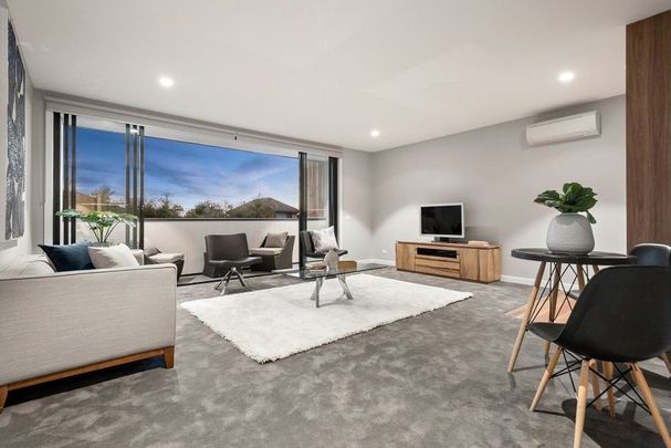 Modern Family Living - Photo 1