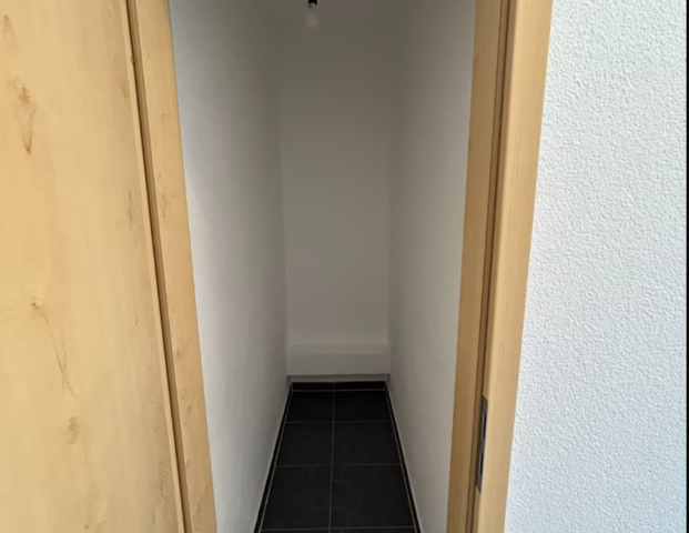 2 Zimmer Wohnung mit offener Küche - Photo 1