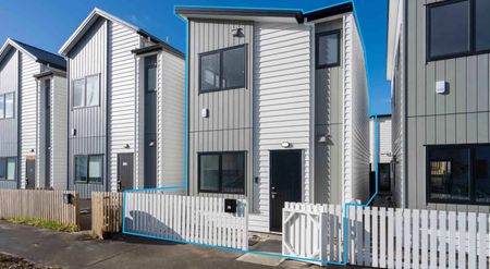 Spacious Family Home with Bonus Sleepout! - Photo 4