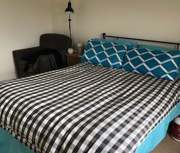 South Perth - Photo 2