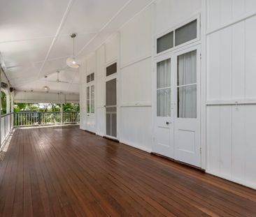 CHARMING QUEENSLANDER LIVING + HUGE INGROUND POOL - Photo 3