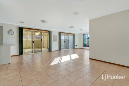 Family Living in an Ideal Location - Photo 4