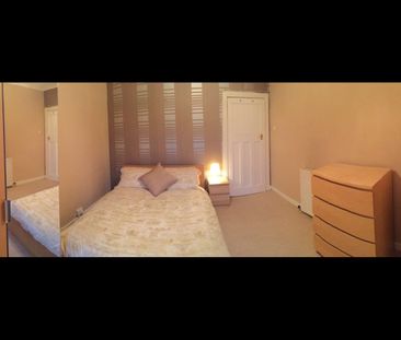 2 Bed Flat, Penrith Drive, G12 - Photo 5