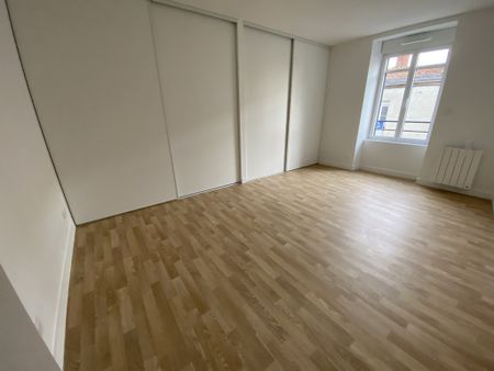Location Maison 5 pièces 100m² VALLET 44330 - Photo 2