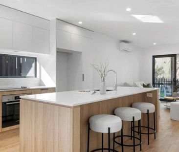 BRAND NEW 4 BEDROOM HOME - Photo 2