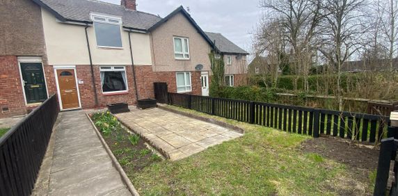 2 bed terraced house to rent in Windyridge, Gateshead, NE10 - Photo 2