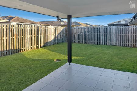 6 Lawson Road, - Photo 3