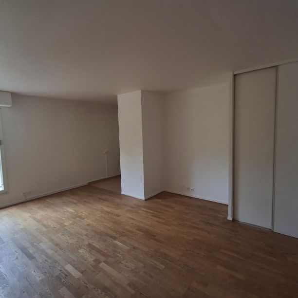 Location Appartement 1 pièce 32m² - Photo 1