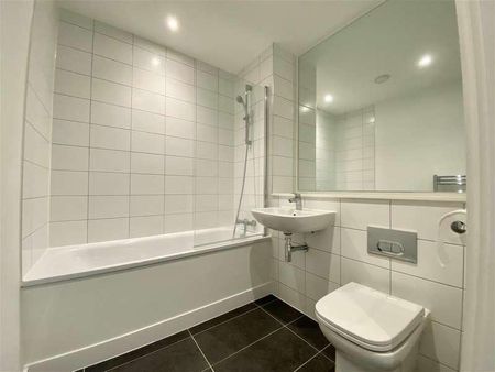 Wharf End, Trafford, M17 - Photo 2