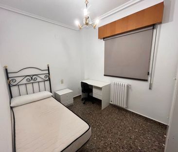 Piso de alquiler en Calle Ciudad Real, Parque Sur - Photo 4