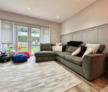 3 bedroom end of terrace house to rent - Photo 6