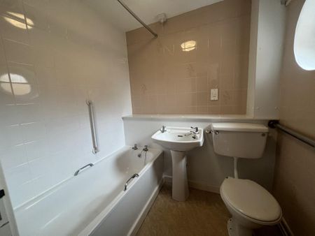 1 bedroom bungalow to rent - Photo 2