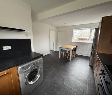 2 bedroom end of terrace house to rent - Photo 4